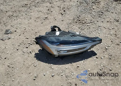 2018 Volvo Xc60 T5 Momentum from USA, damaged, VIN YV4102RK2J1062707